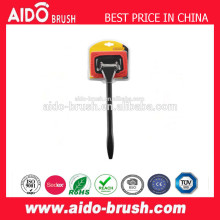 Handy Windshield Wiper cleaning