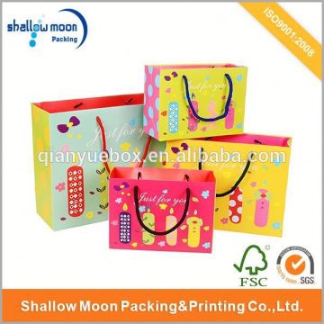 Wholesale customize candle paper bag in gift packaging bags