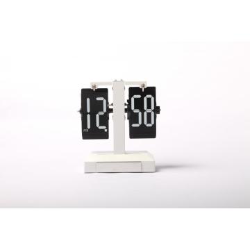 Páginas largas Flip Clock en la mesa