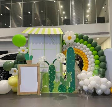 Labor Day themed decorative atmosphere balloons