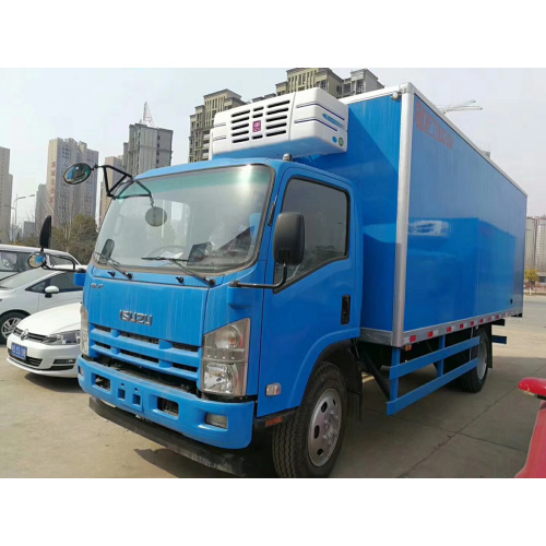 Caminhão refrigerado ISUZU 100P 4,2 m totalmente novo