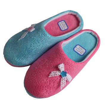 women indoor slipper with Bow