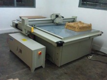Carton box packaging sample maker cutting machine