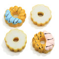 Sweet Bicolors Hollow Design Donuts Harz Cabochon Simulation Lebensmittel Kuchen Telefon Cover Art Dekor Puppenhaus Spielzeug