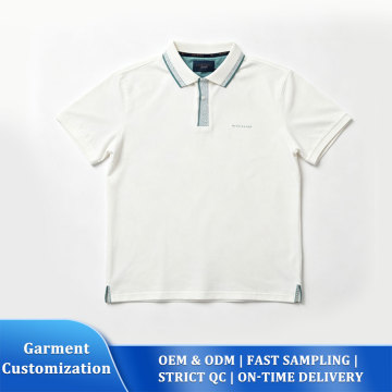 Poloshirt mit kontrastierendem Rippenbesatz