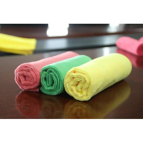 Xe chi tiết khăn sợi nhỏ 200gsm đỏ