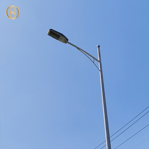 Tiang lampu jalanan baja tubular galvanis 6m untuk LED dengan lengan tunggal atau lengan ganda