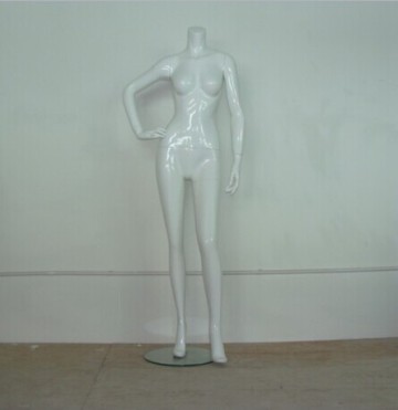 headless female mannequins