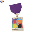 Medallas de finalizador de la media carrera 2019