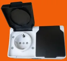 White Outdoor Double Undergrounded Socket S32210