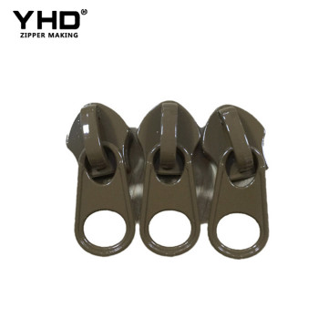 wholesale yg slider 4# brass zipper and sliders for plastic zippers pull for clothing
