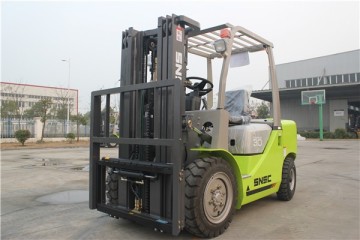 Low price FD30 diesel fork lifts / 3ton forklift with stable performance