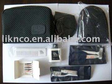 Airline amenity set