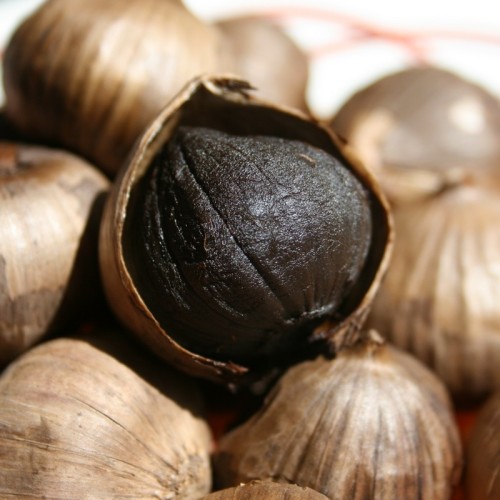 Scientific weight loss of peeled black garlic