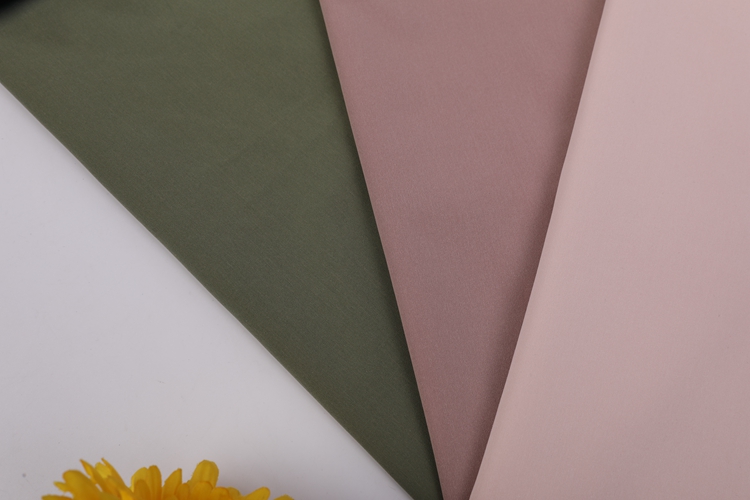 Nya produkter Solid Plain Polyester Fabric Pris Bomull Tygpris för plagg