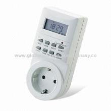 Programmable digital weekly timer with many functions, applicable to many countries