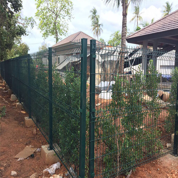 sheep farm fence curved fencing panels and gates