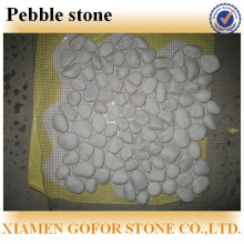 white round pebble stone
