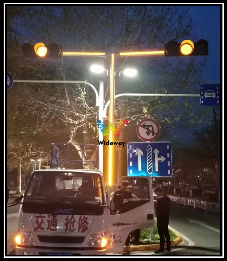 Light-Bar-Plus-Traffic-Lights_04 Light-Bar-Plus-Traffic-Lights_04