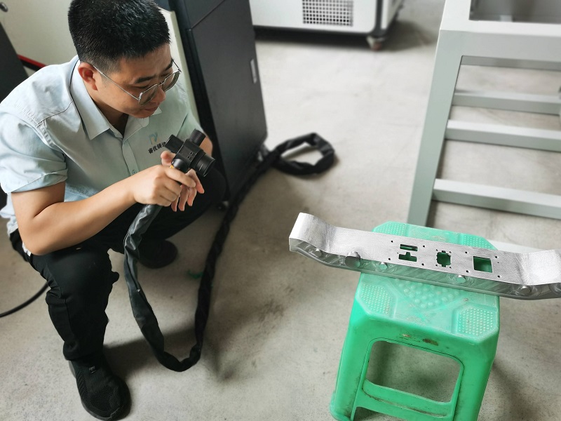 Chuke Intelligent's Pulsed Laser Cleaning Technology Solves Cleaning Challenges for New Energy Vehicle Battery Trays