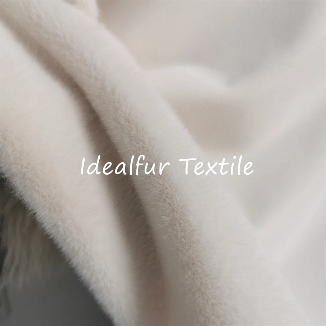 Idealfur Artificial Mink with Rabbit Faux Fur Fabric