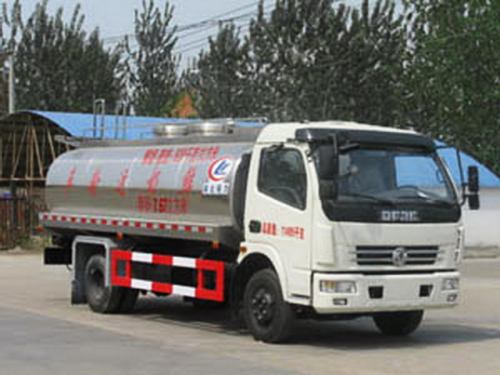 Dongfeng 8CBM Fresh Milk Transport Vehicle