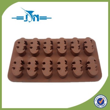 Multifunctional bundt cake mold