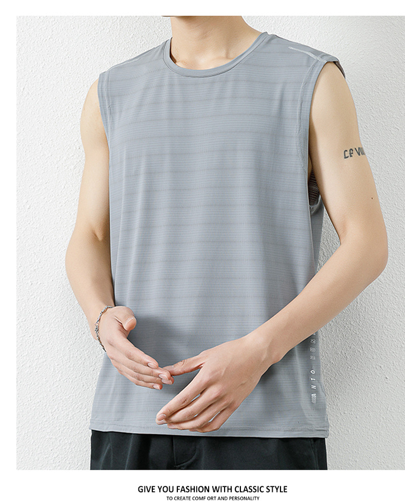 Мужская спортивная футболка из ледяного шелка с однотонным вырезом Ice-silk Solid Color Neck Mens Sports T-shirt