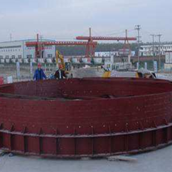 Final en béton coulé pour les tunnels croisés