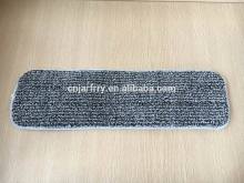 Microfiber scrubbing mop pad