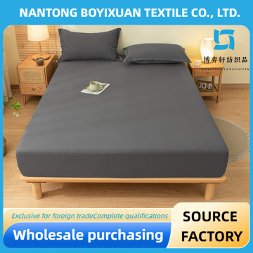 Elegant Black and Gray Bed Linen Set