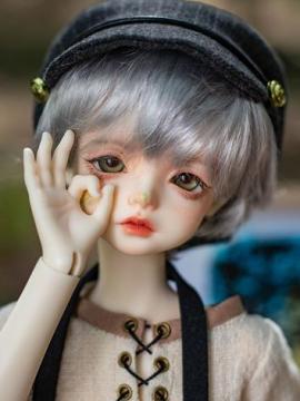 BJD Yugo 43.5cm Boy Ball Jointed Doll
