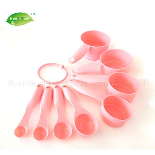 8Pieces Plastic Measuring Cups and Spoons Set