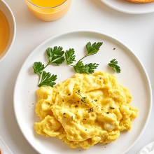 Fluffy Scrambled Eggs For Sandwich
