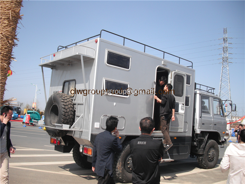 دونغفنغ 4X4 عبر البلاد RV