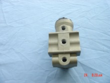 The Bendix D-2 governor valve