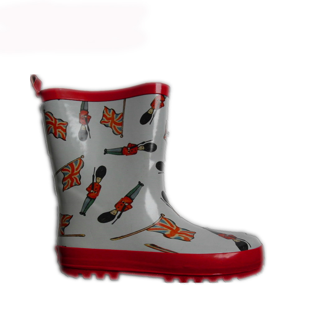 boy rain boot