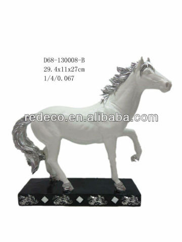 Polyresin horse figurine