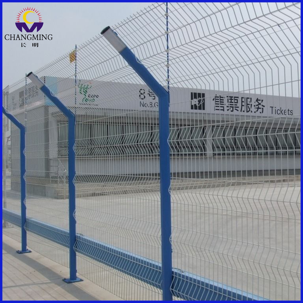 PVC coated and galvanized metal security fence