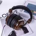 Rosewood Heavy Bass Stereo Holz Headset mit 50 -mm -Lautsprecher