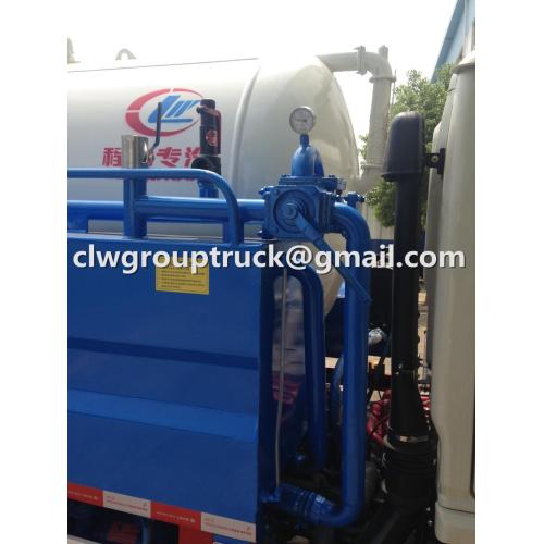 CLW GROUP รถบรรทุก Dongfeng 4X2 5CBM ดูดสุญญากาศรถบรรทุก