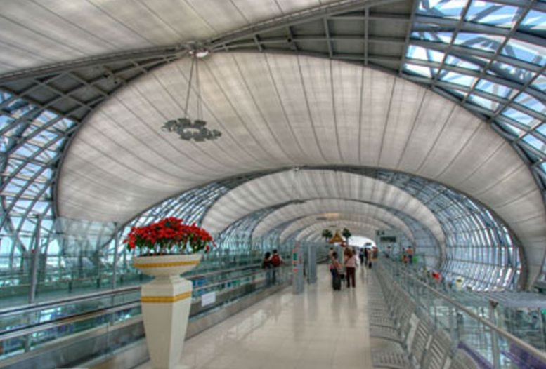 Free design light steel prefabricated Airport terminal metal steel structure building