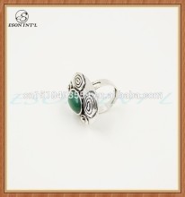 2015 Promotional Popular Design Female Green Beads Silver Irish Ring
