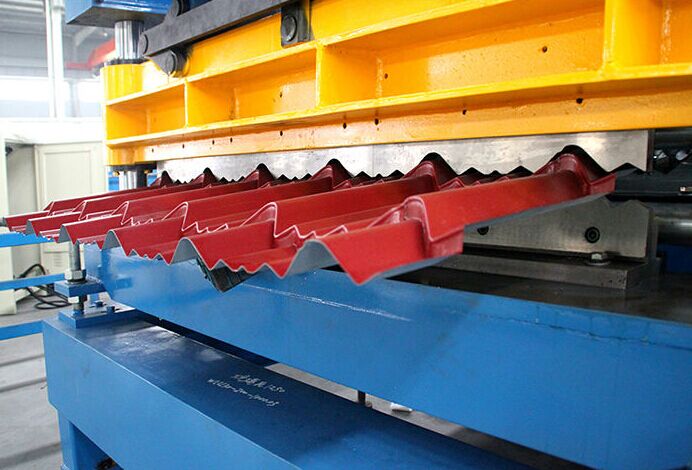 Glazed tile roof sheet roll forming machine