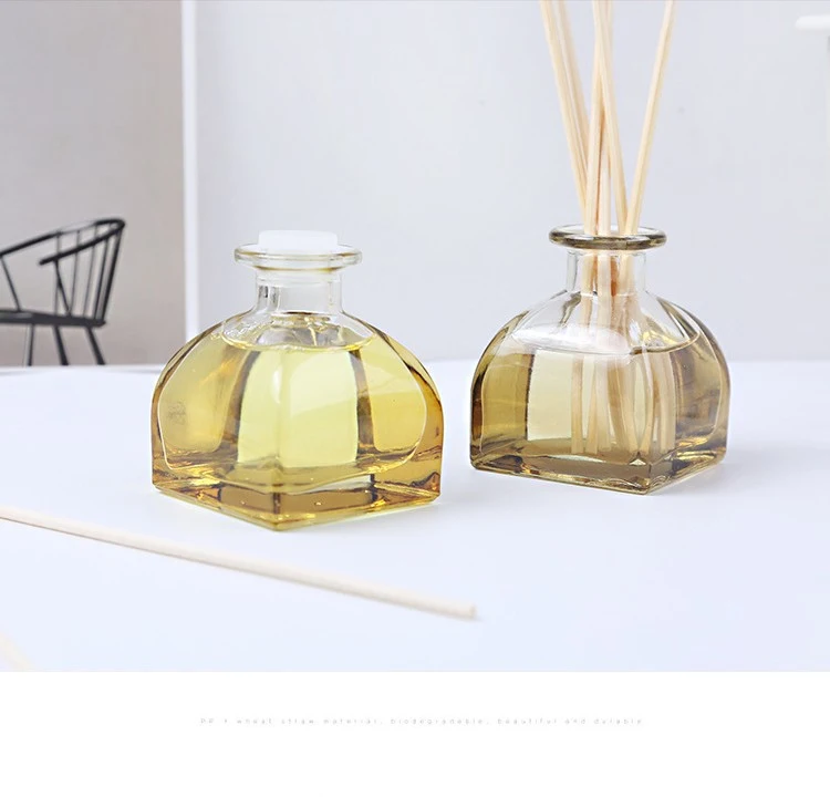 Essential Oil Reed Diffuser Glass Bottle, Reed Sticks, Natural Scented Long Lasting Fragrance Oil