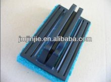 house cleaning brushes