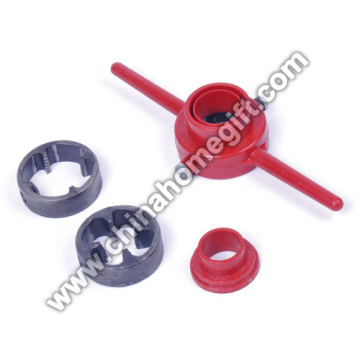 PLASTIC PIPE STOCK AND DIES