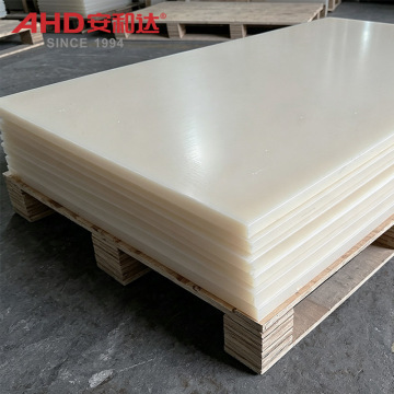 Folha de PVDF para resistência química e uso industrial