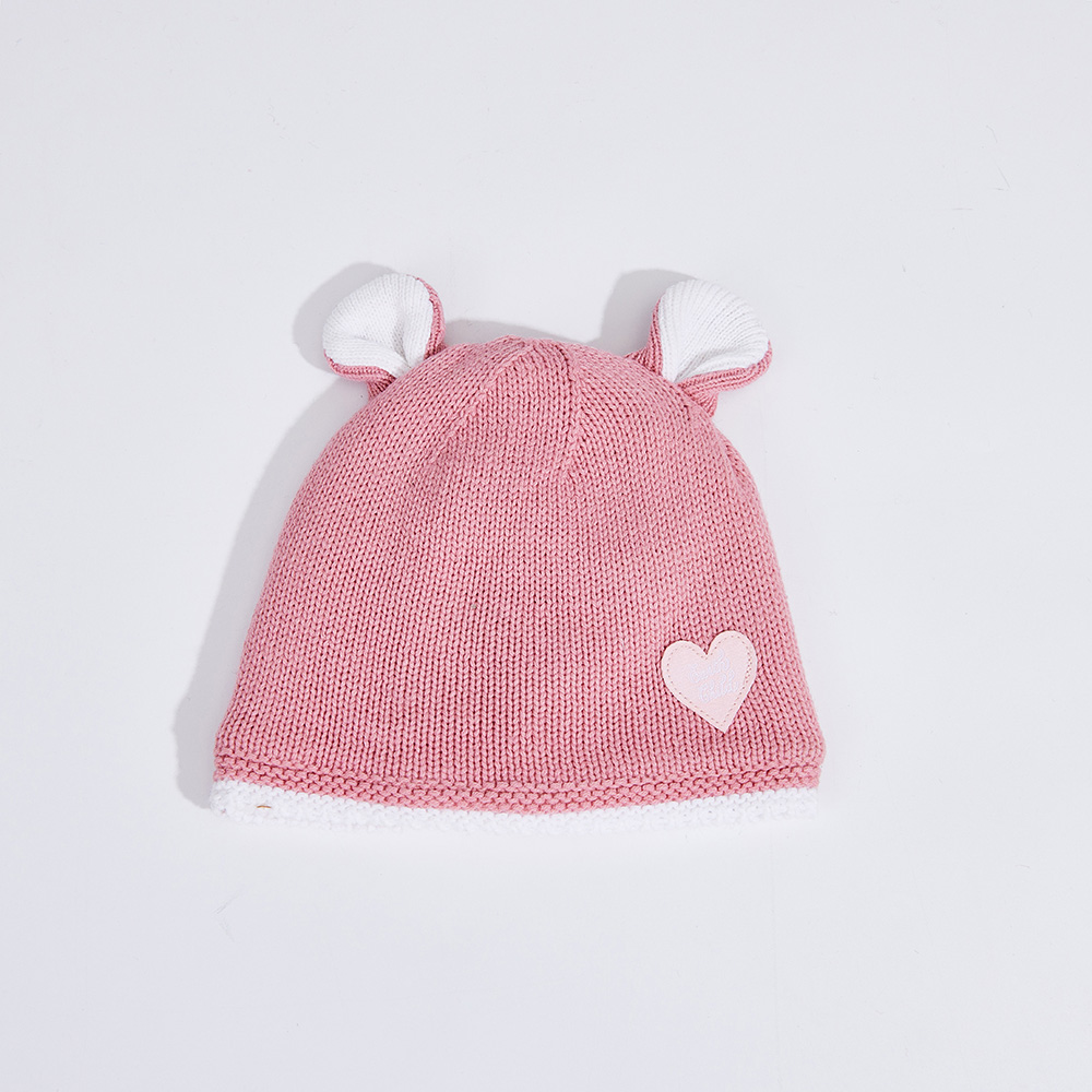 Knitted Beanie 1