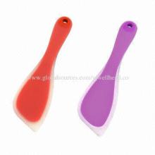Silicone scoops